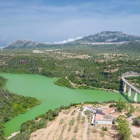 Casa Sul Lago * Dorgali