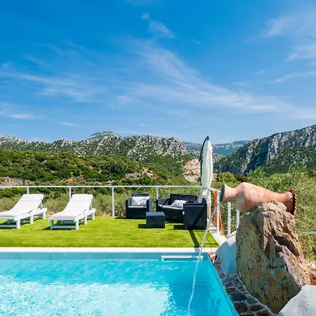 Tatil Evi Casa Sul Con Piscina Privata *