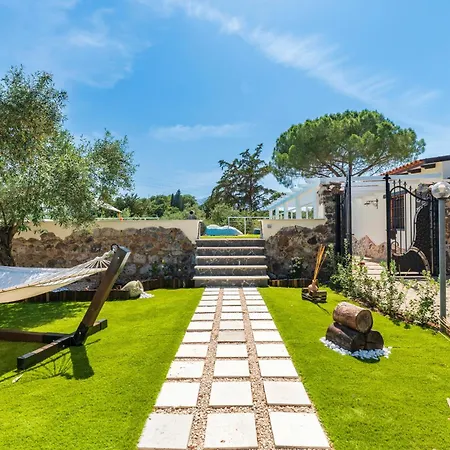 Casa Sul Con Piscina Privata Dorgali