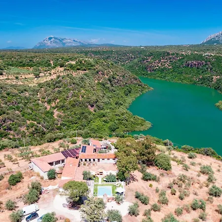 Casa Sul Con Piscina Privata Tatil Evi Dorgali